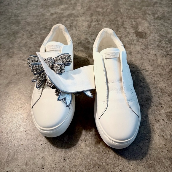 Kurt Geiger Laney Bow Sneakers (White Sneakers with Glitter Bow) - Picture 3 of 4